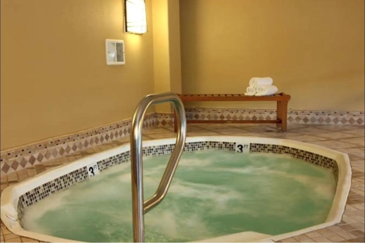 Iconic Vegas Views - 6 Comfy Beds, No Resort Fees, Center Strip! Las Vegas Exterior foto