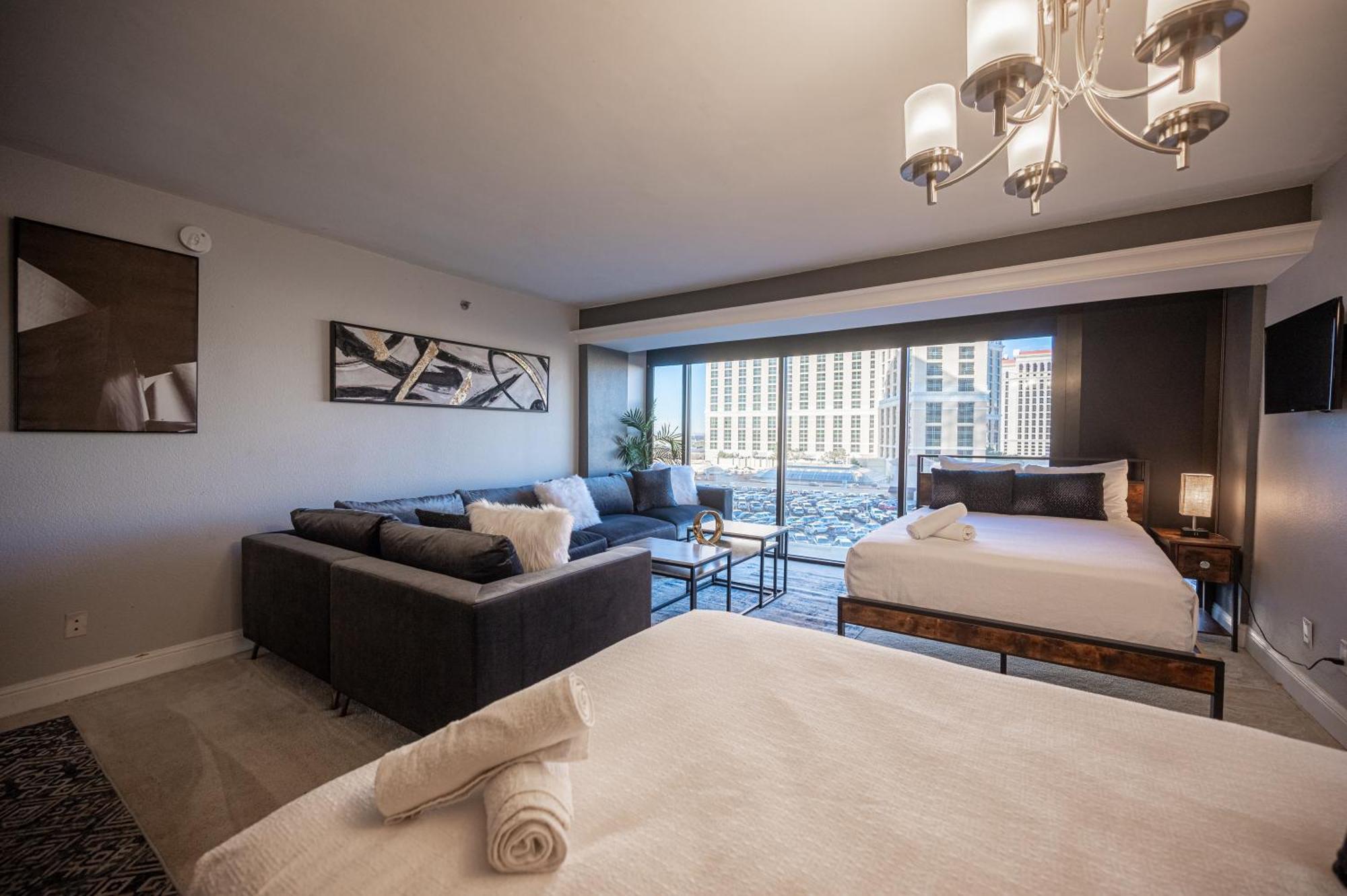 Iconic Vegas Views - 6 Comfy Beds, No Resort Fees, Center Strip! Las Vegas Exterior foto